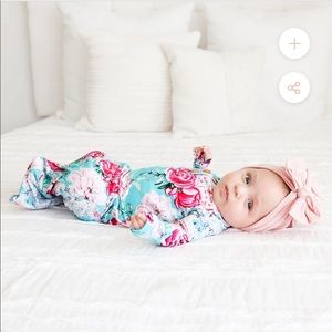 Posh Peanut Zippered Gown